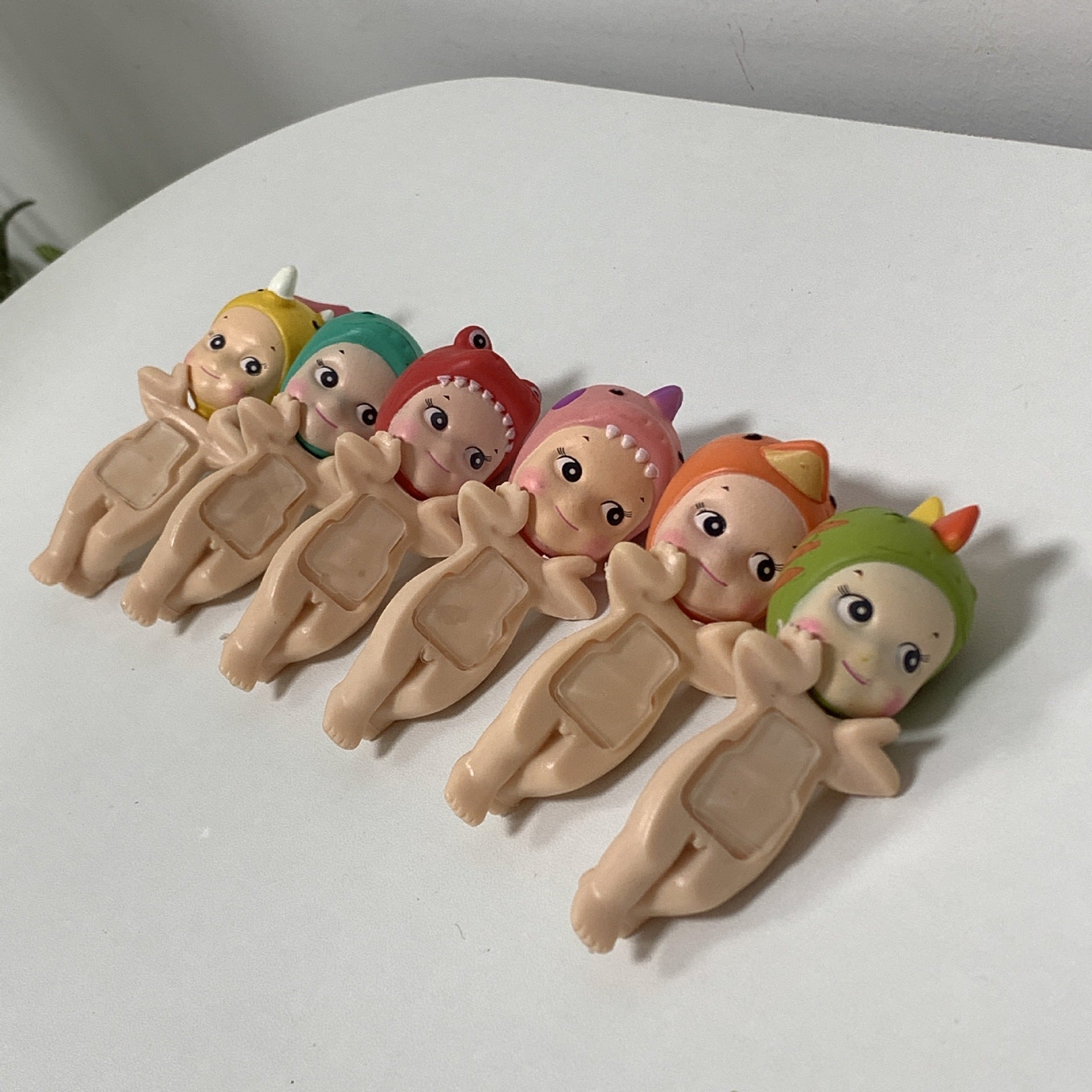 Party Angel Cheek Blind Box Car Ornament Mobile phone Decoration Handmade Anime Doll Finished End Box